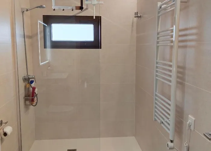 Vistas A Cangas 度假居